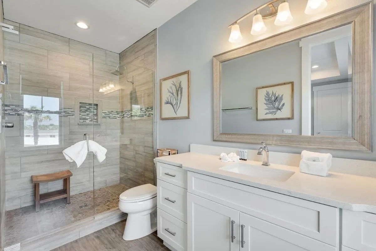 221 Sands Street - 4 Bedroom With Private Pool بنما سيتي بيتش 0*,