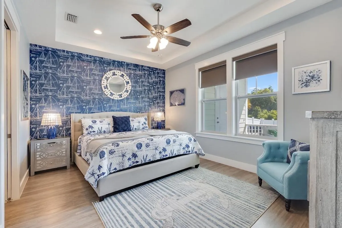 221 Sands Street - 4 Bedroom With Private Pool بنما سيتي بيتش